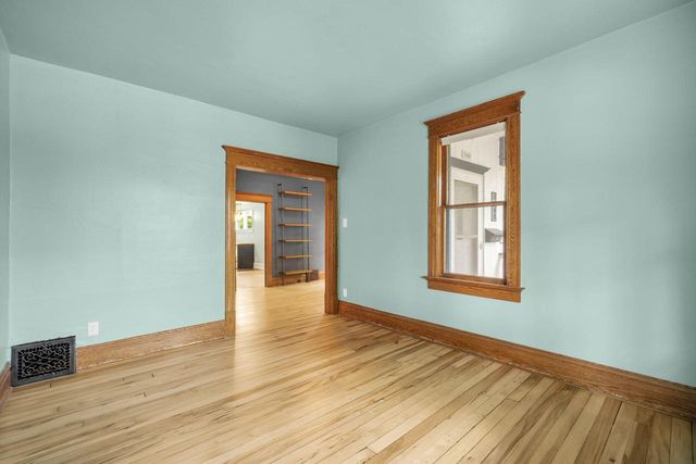 1040 Summer STREET, West Bend, WI 53090