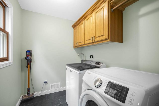 1040 Summer STREET, West Bend, WI 53090