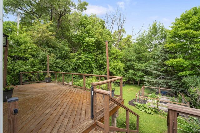 1040 Summer STREET, West Bend, WI 53090