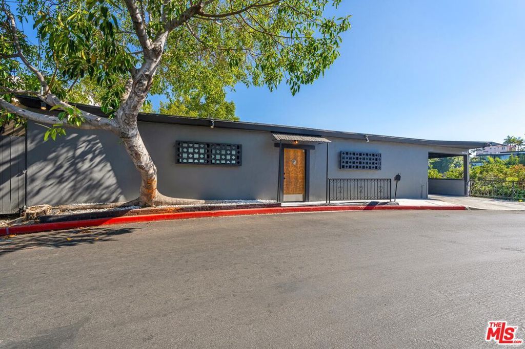 8410 Hollywood Boulevard, Los Angeles, CA 90069 — photo 4