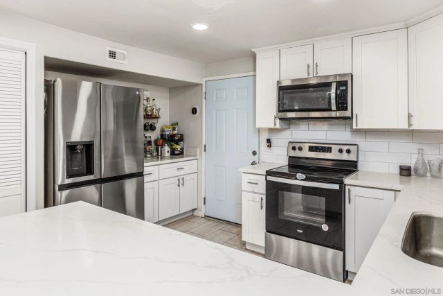 615 Beyer Way 602, San Diego, CA 92154