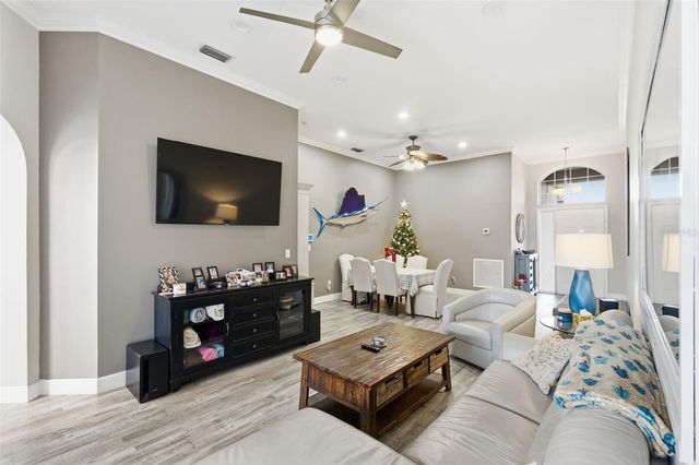 391 WOOD BRIDGE AVENUE, Tarpon Springs, FL 34689