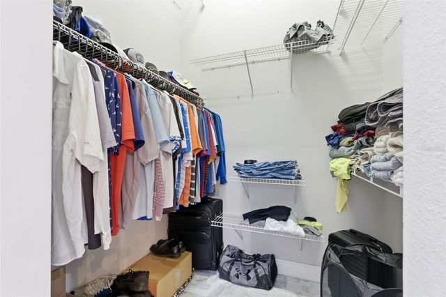 391 WOOD BRIDGE AVENUE, Tarpon Springs, FL 34689