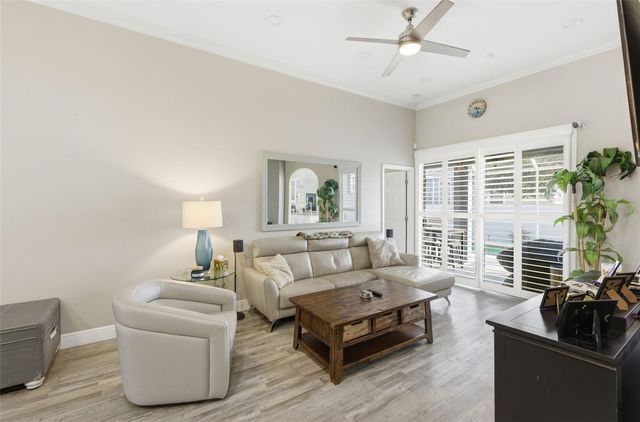 391 WOOD BRIDGE AVENUE, Tarpon Springs, FL 34689