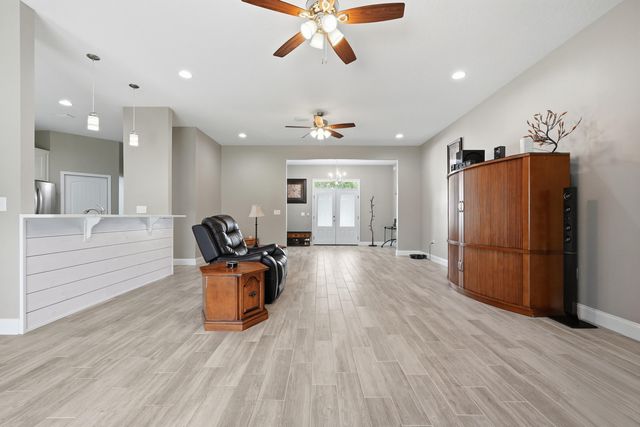 4730 Chanson Crossing Crossing, Crestview, FL 32539