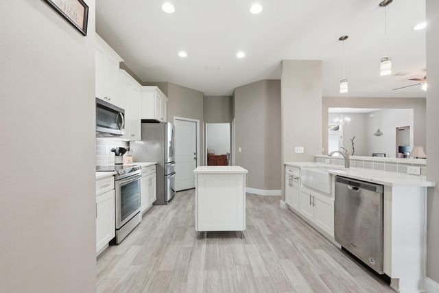 4730 Chanson Crossing Crossing, Crestview, FL 32539
