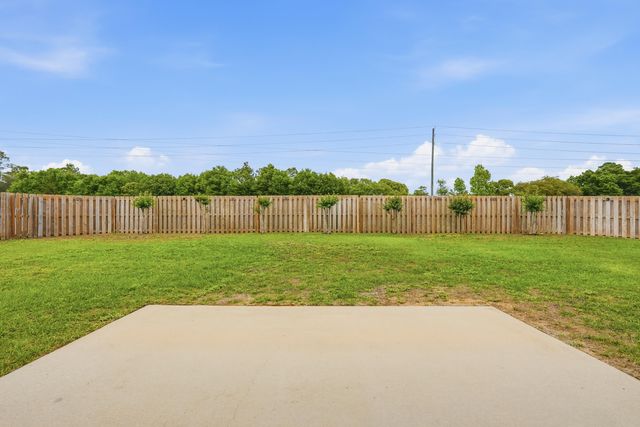4730 Chanson Crossing Crossing, Crestview, FL 32539