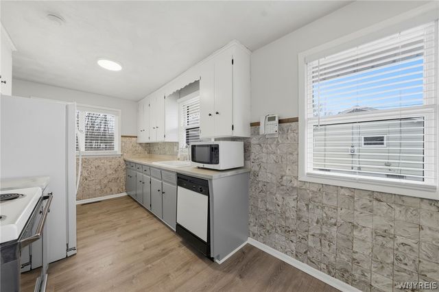 7383 Saint Joseph Road, Niagara, NY 14304