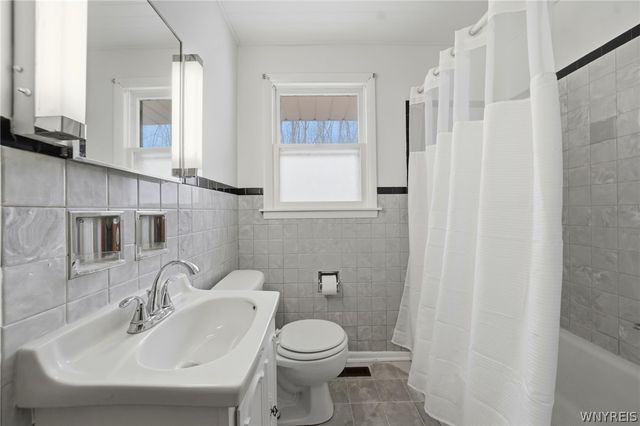 7383 Saint Joseph Road, Niagara, NY 14304