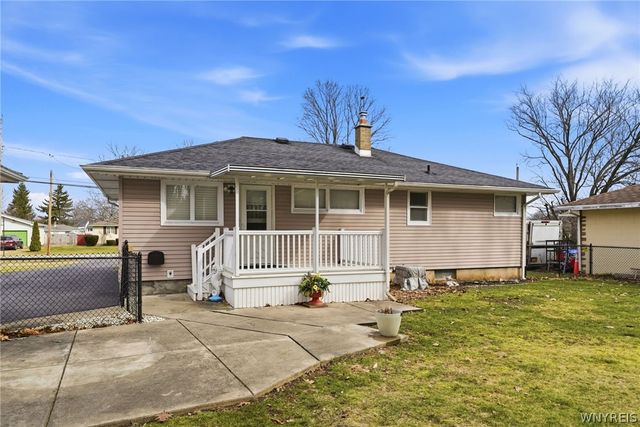 7383 Saint Joseph Road, Niagara, NY 14304