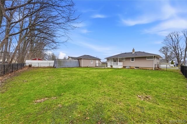 7383 Saint Joseph Road, Niagara, NY 14304