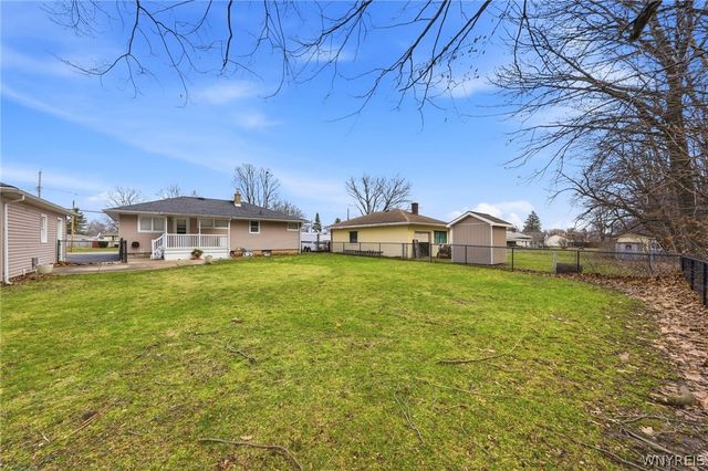 7383 Saint Joseph Road, Niagara, NY 14304