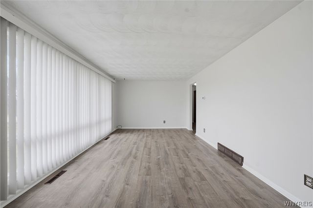 7383 Saint Joseph Road, Niagara, NY 14304