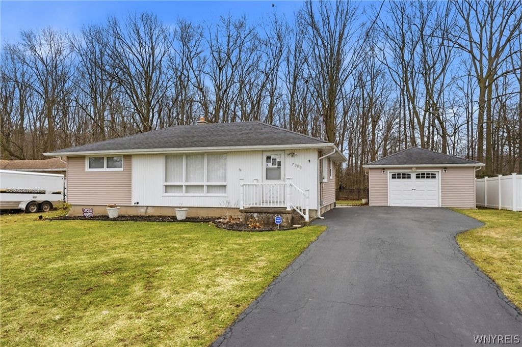 7383 Saint Joseph Road, Niagara, NY 14304