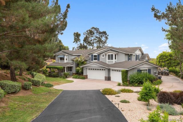 521 Latigo Row, Encinitas, CA 92024