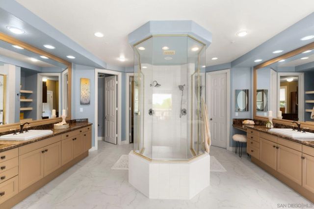 521 Latigo Row, Encinitas, CA 92024