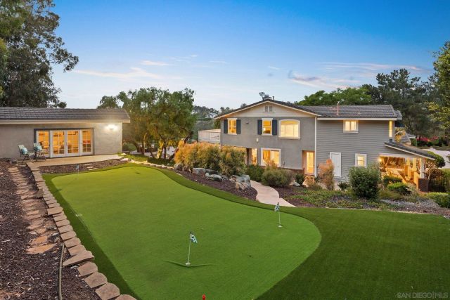 521 Latigo Row, Encinitas, CA 92024