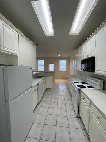 2926 Loganberry Park Lane, Houston, TX 77014