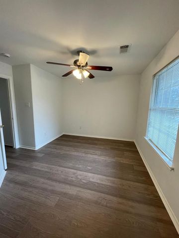 2926 Loganberry Park Lane, Houston, TX 77014