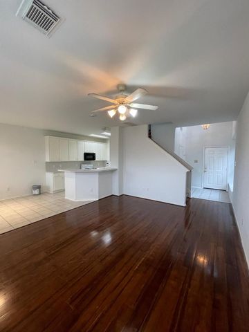 2926 Loganberry Park Lane, Houston, TX 77014