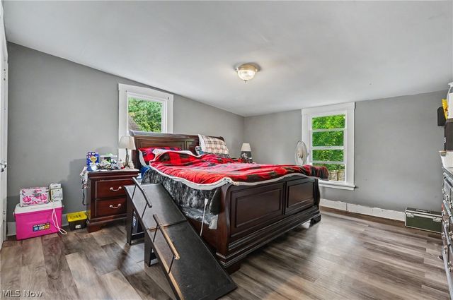 15 Massachusetts Avenue, Poland, OH 44514