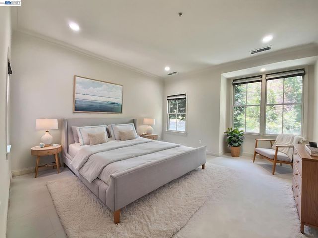 19 Edgewood Pl, Belmont, CA 94002