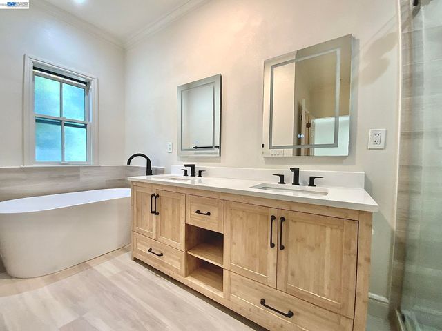 19 Edgewood Pl, Belmont, CA 94002