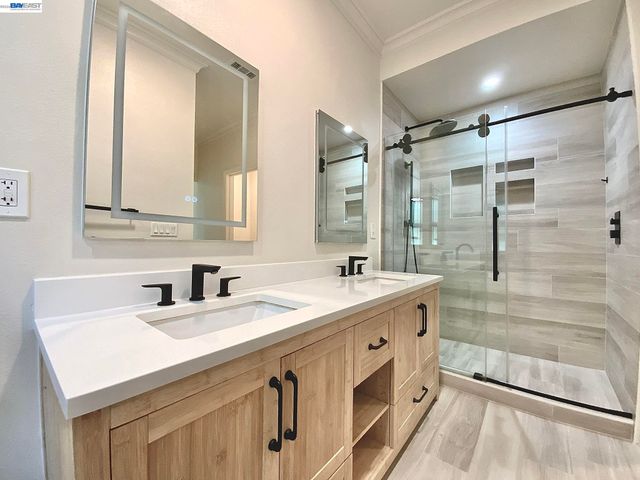 19 Edgewood Pl, Belmont, CA 94002