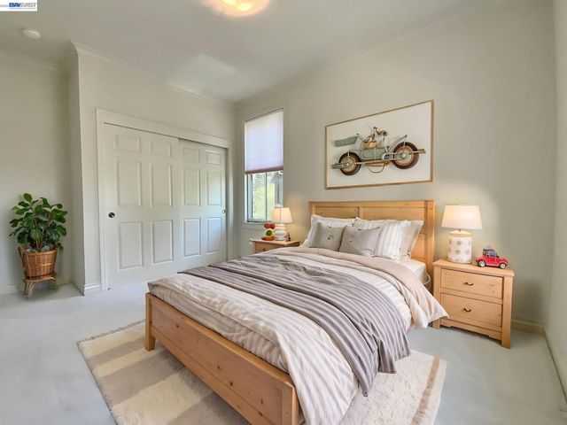 19 Edgewood Pl, Belmont, CA 94002