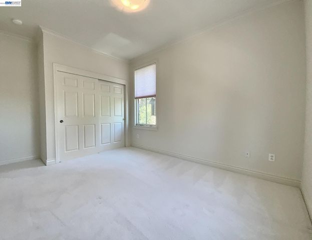 19 Edgewood Pl, Belmont, CA 94002
