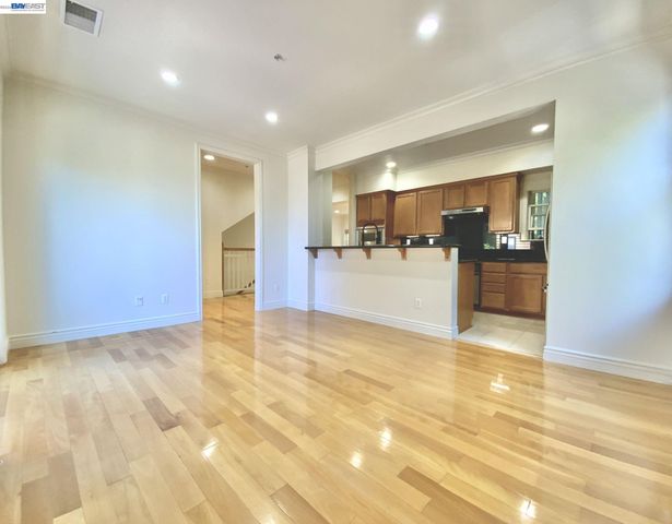 19 Edgewood Pl, Belmont, CA 94002