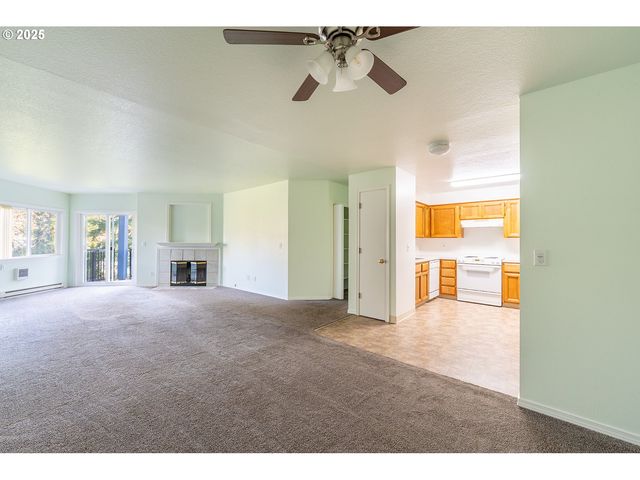 8720 Sw TUALATIN Rd 206, Tualatin, OR 97062