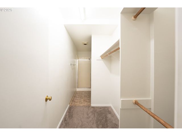8720 Sw TUALATIN Rd 206, Tualatin, OR 97062