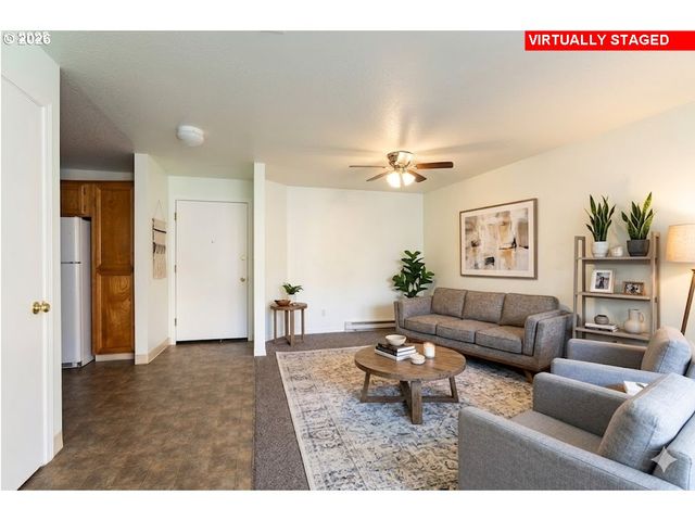 8720 Sw TUALATIN Rd 206, Tualatin, OR 97062