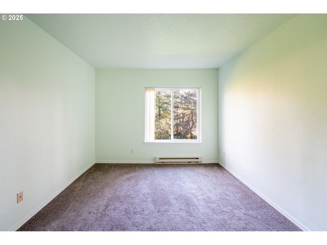 8720 Sw TUALATIN Rd 206, Tualatin, OR 97062