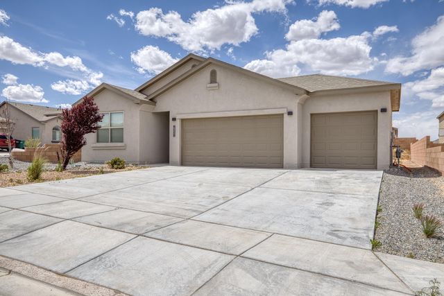 6200 N White Hawk Drive NE, Rio Rancho, NM 87144