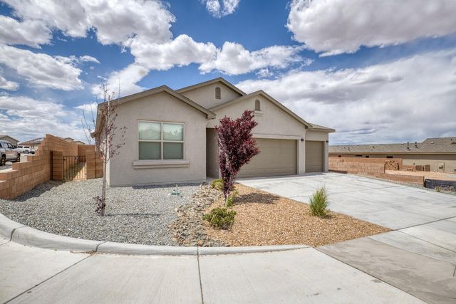 6200 N White Hawk Drive NE, Rio Rancho, NM 87144