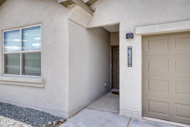 6200 N White Hawk Drive NE, Rio Rancho, NM 87144