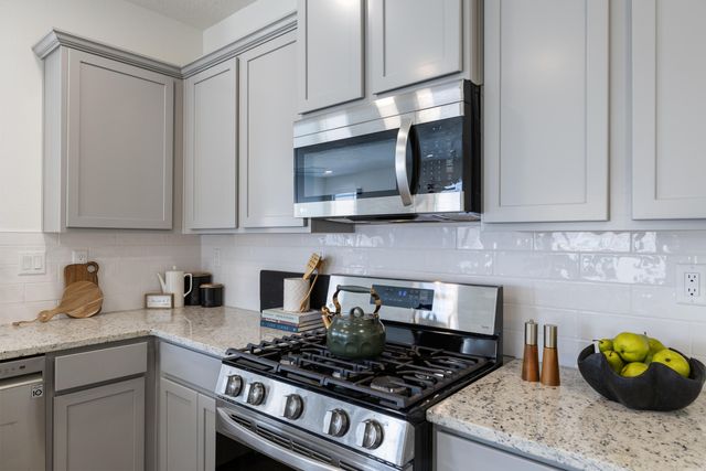 6200 N White Hawk Drive NE, Rio Rancho, NM 87144