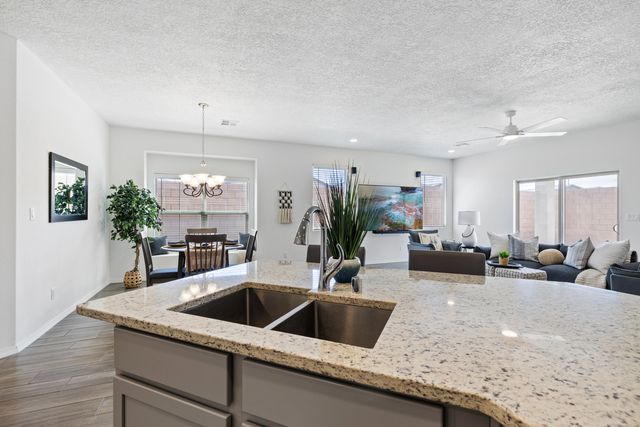 6200 N White Hawk Drive NE, Rio Rancho, NM 87144