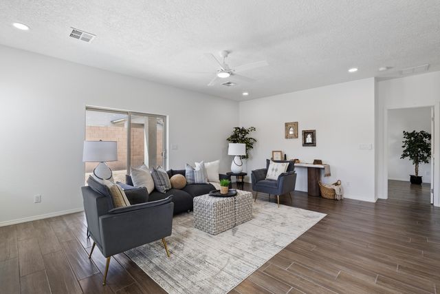 6200 N White Hawk Drive NE, Rio Rancho, NM 87144