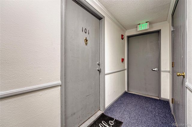 491 S Kalispell Way 101, Aurora, CO 80017