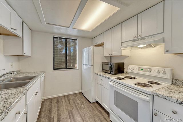 491 S Kalispell Way 101, Aurora, CO 80017