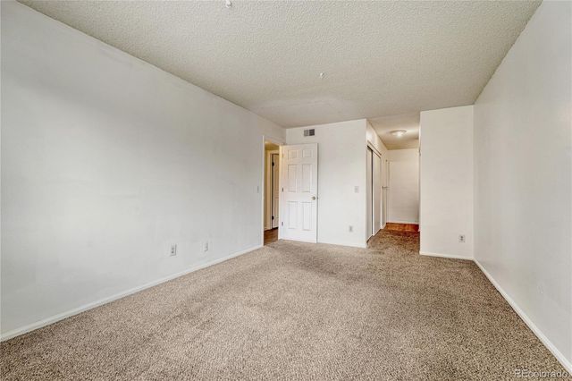 491 S Kalispell Way 101, Aurora, CO 80017