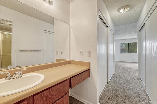 491 S Kalispell Way 101, Aurora, CO 80017