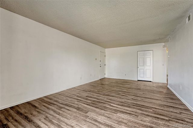 491 S Kalispell Way 101, Aurora, CO 80017