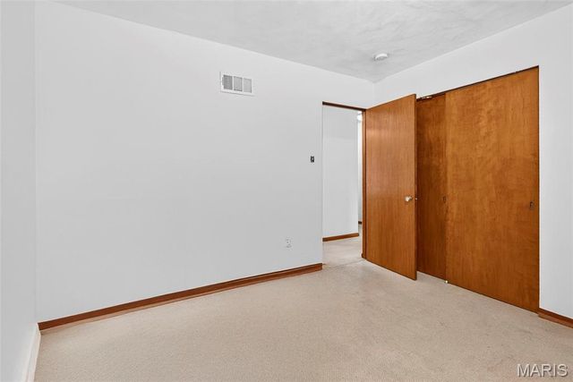 24 Weinel Drive, Fairview Heights, IL 62208