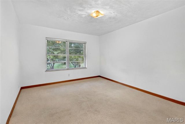 24 Weinel Drive, Fairview Heights, IL 62208