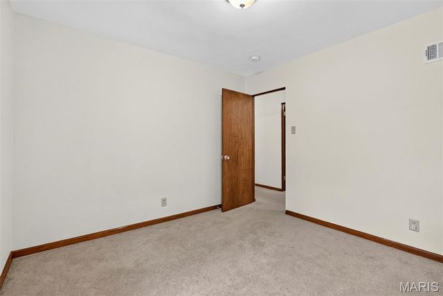 24 Weinel Drive, Fairview Heights, IL 62208