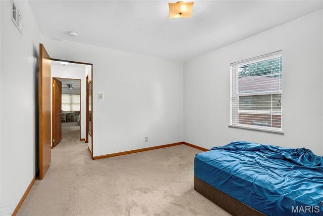 24 Weinel Drive, Fairview Heights, IL 62208